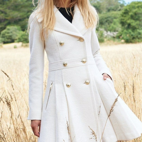 Guess Jackets & Blazers - EUC Guess Wool Coat